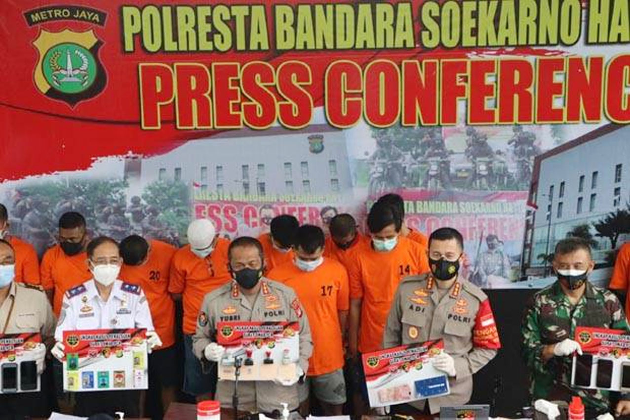 15 Penjual Surat Swab Test Palsu Diringkus Polisi di Bandara Soetta