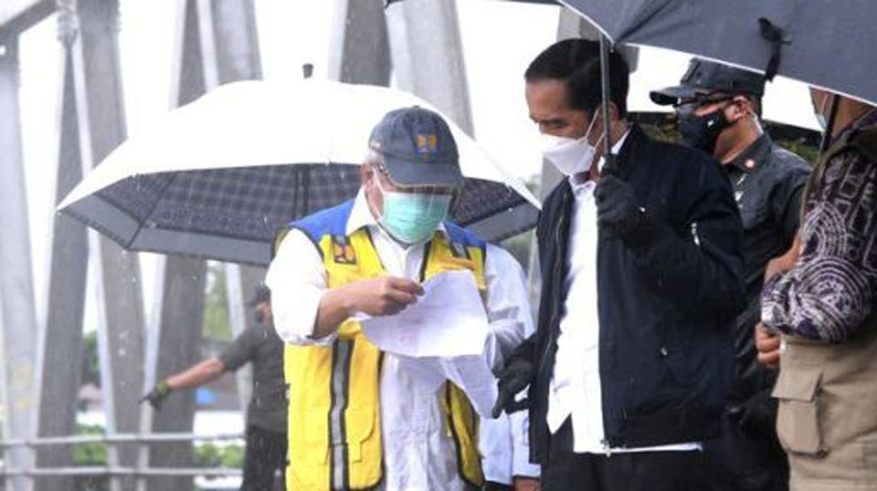 Presiden Jokowi Sebut Curah Hujan dan Luapan Sungai Penyebab Banjir di Kalsel