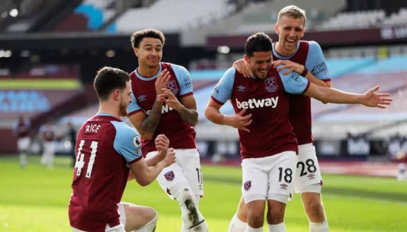 West Ham Gasak Tottenham Hotspur 2-1