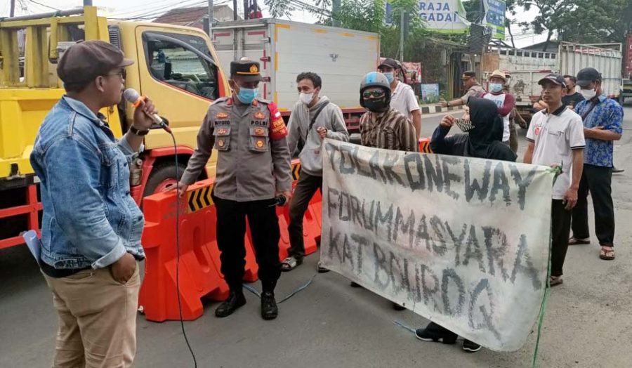 Warga Neglasari Tolak Sistem ‘One Way’ di Jalan Bouroq Kota Tangerang
