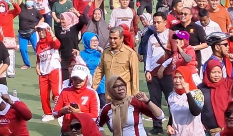 Wakil Ketua MPR RI Ahmad Muzani Senam Bersama Meriahkan Hari Kemerdekaan di Lapangan Ahmad Yani