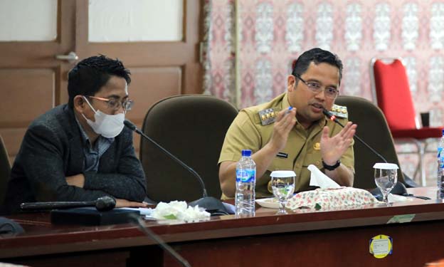 Walikota Arief Bersama DPRD Bahas Program Prioritas Tahun 2023