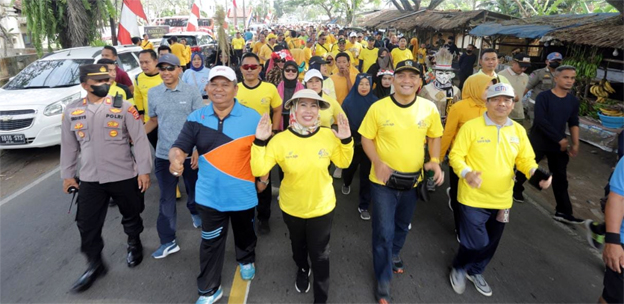 Bupati Tatu Gelar Jalan Sehat Peringati HUT Kabupaten Serang ke-496