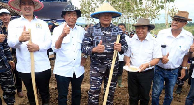 Pemprov Banten Bersama TNI AL Lakukan Budidaya Sorgum