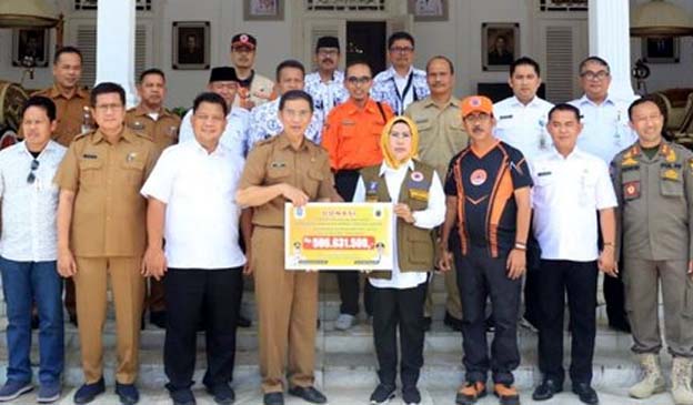 Bupati Serang Salurkan Donasi untuk Korban Bencana Cianjur