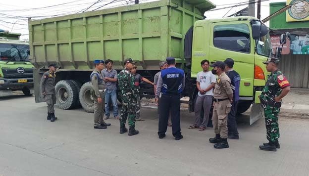 Dishub Kabupaten Tangerang Awasi Operasional Truk Tambang