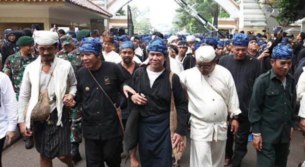 Laksanakan Seba, Ribuan Warga Baduy Berdatangan di Kota Serang