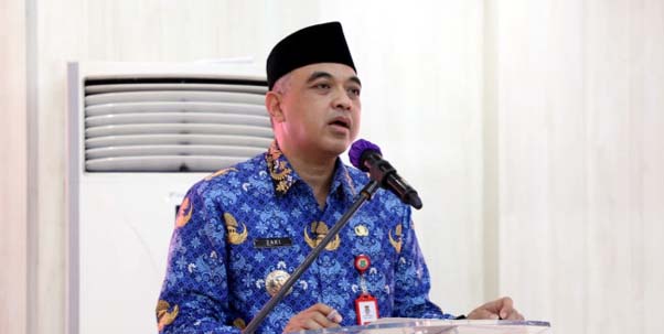 Bupati Zaki Kumpulkan 800 Kepala Sekolah di Peringatan Hardiknas