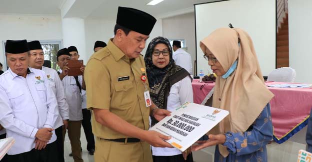 Maesyal Rasyid Hadiri Penyaluran Zakat BAZNAS Kabupaten Tangerang