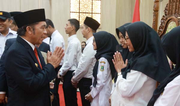 Pj Gubernur Banten Berikan Tantangan Kepada 34 PNS Baru