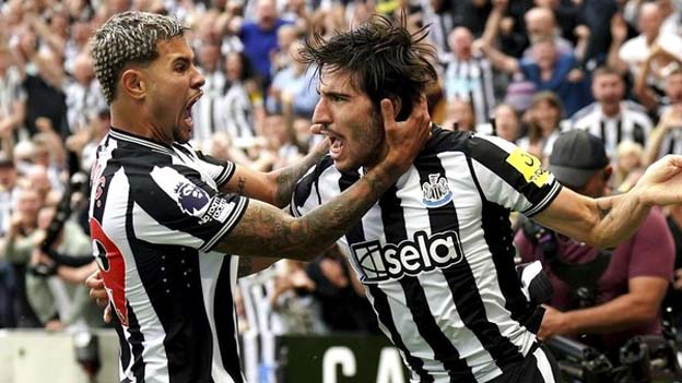 Hasil Pertandingan Newcastle United vs Aston Villa: Skor 5-1