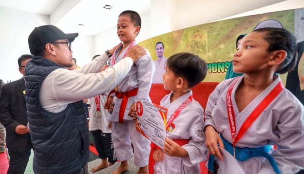 Pilar Saga Buka Kegiatan Teraskota Karate Championship II 2023