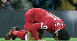 Mohamed Salah selalu Sujud Syukur usai Cetak Gol dan Jadi Panutan Mualaf