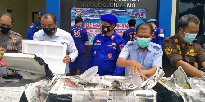 Dua Orang Pelaku Penyeludupan Bibit Lobster Berhasil Ditangkap Ditpolairud Polda Banten