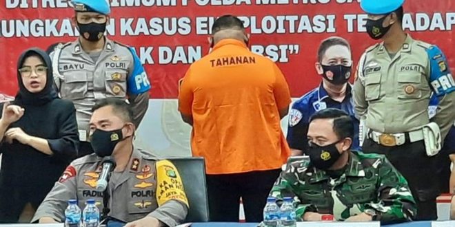 Oknum Polisi Tembak Mati 3 Orang di RM Kafe dalam Kondisi Mabuk