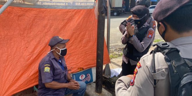 Melalui Patroli R2, Personel Ditsamapta Polda Banten Berikan Himbauan Kepada Masyarakat