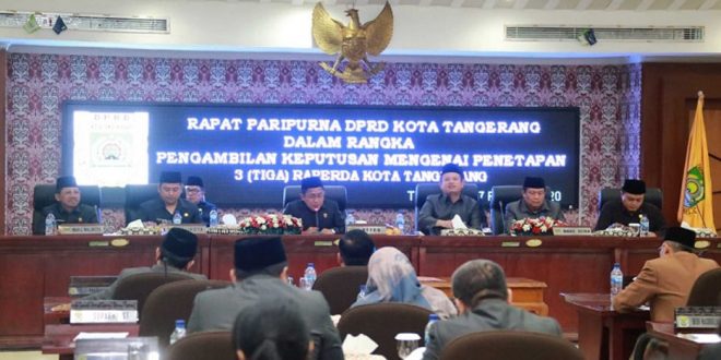 Paripurna, Raperda Perubahan RPJMD Resmi Ditetapkan Jadi Perda