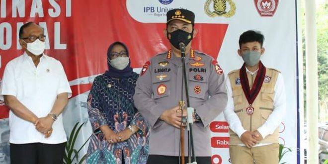 Kapolri Dorong Percepatan Vaksinasi, Momentum Hari Kemerdekaan Jadi Motivasi