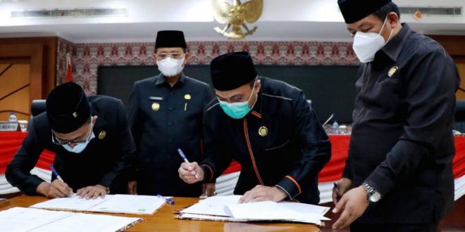 DPRD Bersama Pemkot Tangerang Tanda Tangani Nota Kesepakatan KUA-PPAS