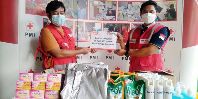 BMCI Salurkan Bantuan Donasi Konsumen Alfamart untuk Relawan PMI Kota Tangerang