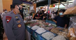 Kapolri Tinjau Posko PPKM di Pasar Modern BSD Kota Tangsel