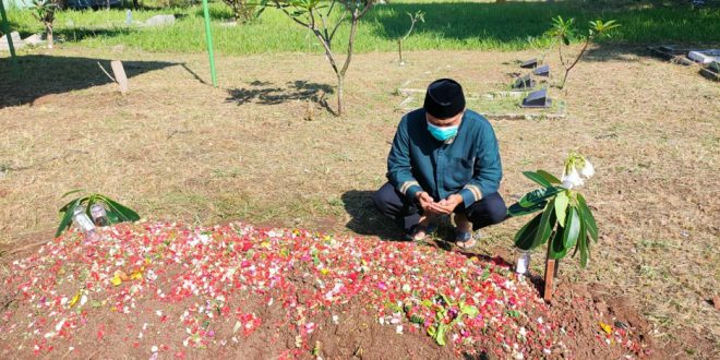 DPRD Kota Tangerang Turut Berduka Cita atas Wafatnya KH Edi Junaedi Nawawi