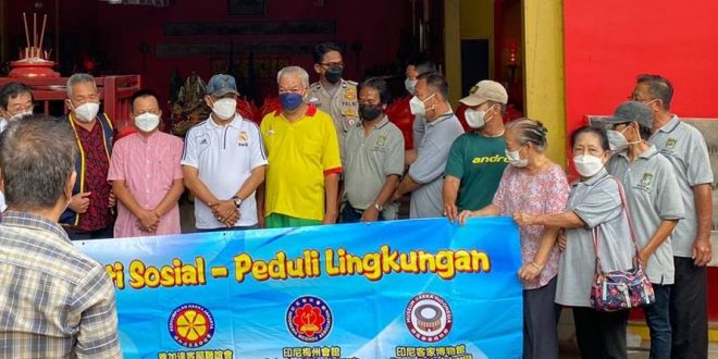 Agus Setiawan Apresiasi Pembagian Sembako Paguyuban Meizhou dan Hakka