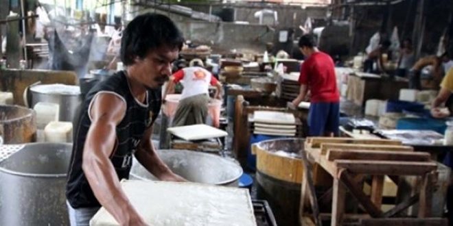 Perajin Tahu Tempe di Lebak Mogok Produksi Akibat Harga Kedelai Tinggi