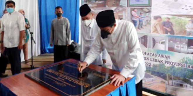 WH Resmikan Masjid Rahmatan Lil'alamin Negeri di Atas Awan