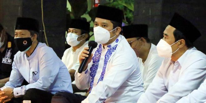 Arief Minta Anggota Satpol PP dan Satlinmas Semakin Profesional