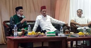 Dekat Dengan Warga, Nurhadi Bukber Bersama dan Bagikan Bingkisan