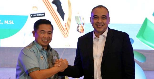 Bupati Zaki Terpilih Jadi Ketua Umum AKKOPSI Periode 2022-2026
