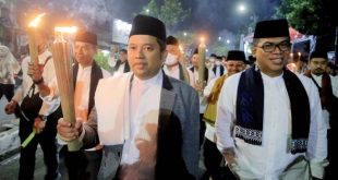 Ribuan Peserta Pawai Obor Meriahkan Pembukaan Festval Maulid 2022