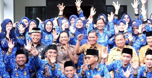 Walikota Syafrudin Lantik 96 PNS Saat Peringatan Hari Kesaktian Pancasila