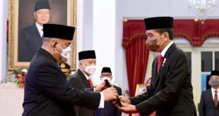 Presiden Anugerahkan Gelar Pahlawan Nasional kepada Lima Tokoh