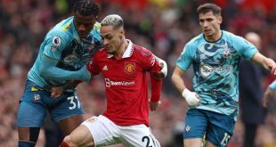 Man United 0-0 Southampton: Casemiro Dikeluarkan dari Lapangan