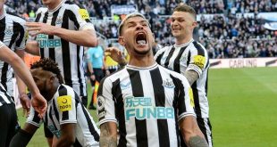 Newcastle Kalahkan Manchester United Dengan Skor 2-0