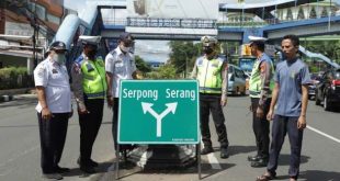 Persiapan Mudik, Pemkot Tangerang Pasang Rambu Petunjuk Jalan