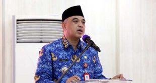 Bupati Zaki Kumpulkan 800 Kepala Sekolah di Peringatan Hardiknas