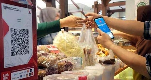 Pedagang Pasar Anyar Tangerang Terapkan Pembayaran QRIS