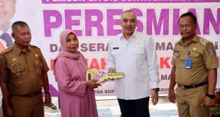 Zaki Resmikan Bedah Rumah Marbot Masjid di Kampung Cituis