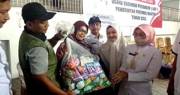 Pemprov Banten Salurkan Bantuan Usaha Ekonomi Produktif KPM