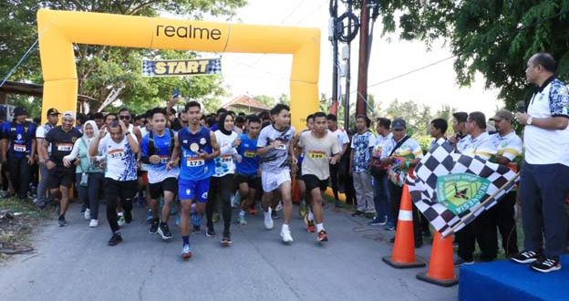 Ratusan Atlet Semarakan Bupati Serang Run di Carenang