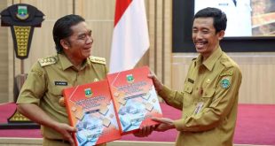 Pj Gubernur Banten Serahkan DPA SKPD APBD TA 2024