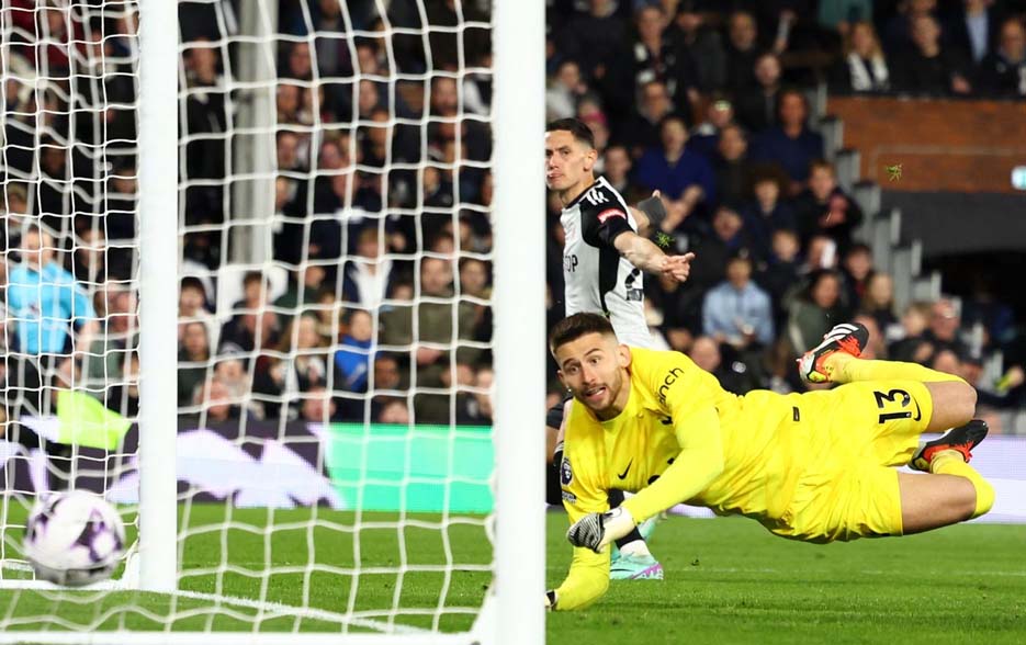 Fulham Raih Kemenangan 3-0 Atas Tottenham Hotspur