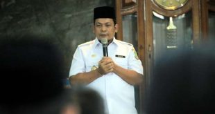 Pj Walikota Buka Pengajian Ramadan di Masjid Raya Al-A'zhom