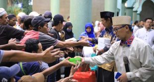 Masjid Raya Al-A’zhom Hadirkan Buka Puasa Gratis Sebulan Penuh