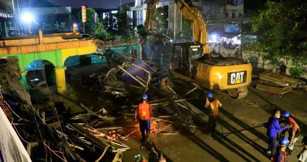 Revitalisasi Masuk Proses Pembongkaran Gedung Pasar Anyar
