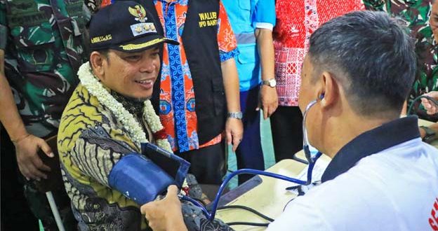 Nurdin Apresiasi Pengobatan Gratis di Sekolah Dharma Widya