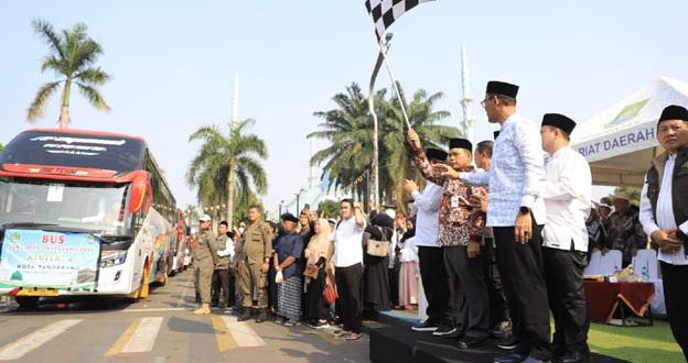 Pj Walikota Lepas Keberangkatan 1.762 JCH Kota Tangerang